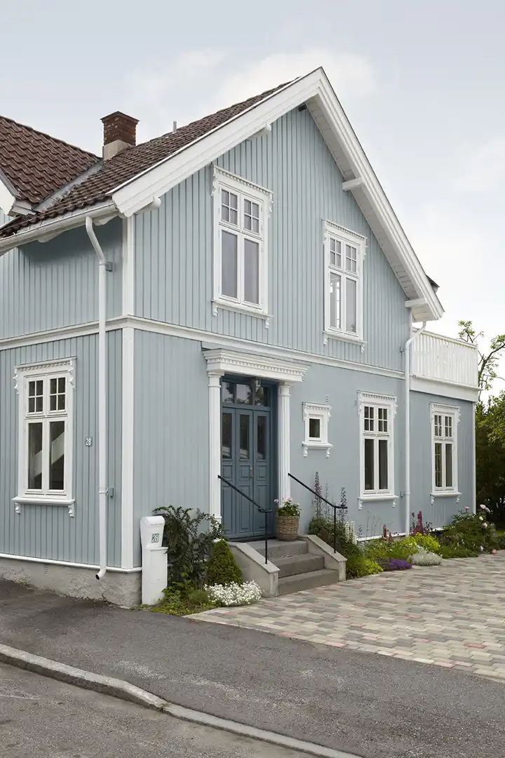 JOTUN_Nordic-Blue_Klassisk-Hvit_Malmblaa_Valmuefroe_DN_031_V1-ai_web.jpg
