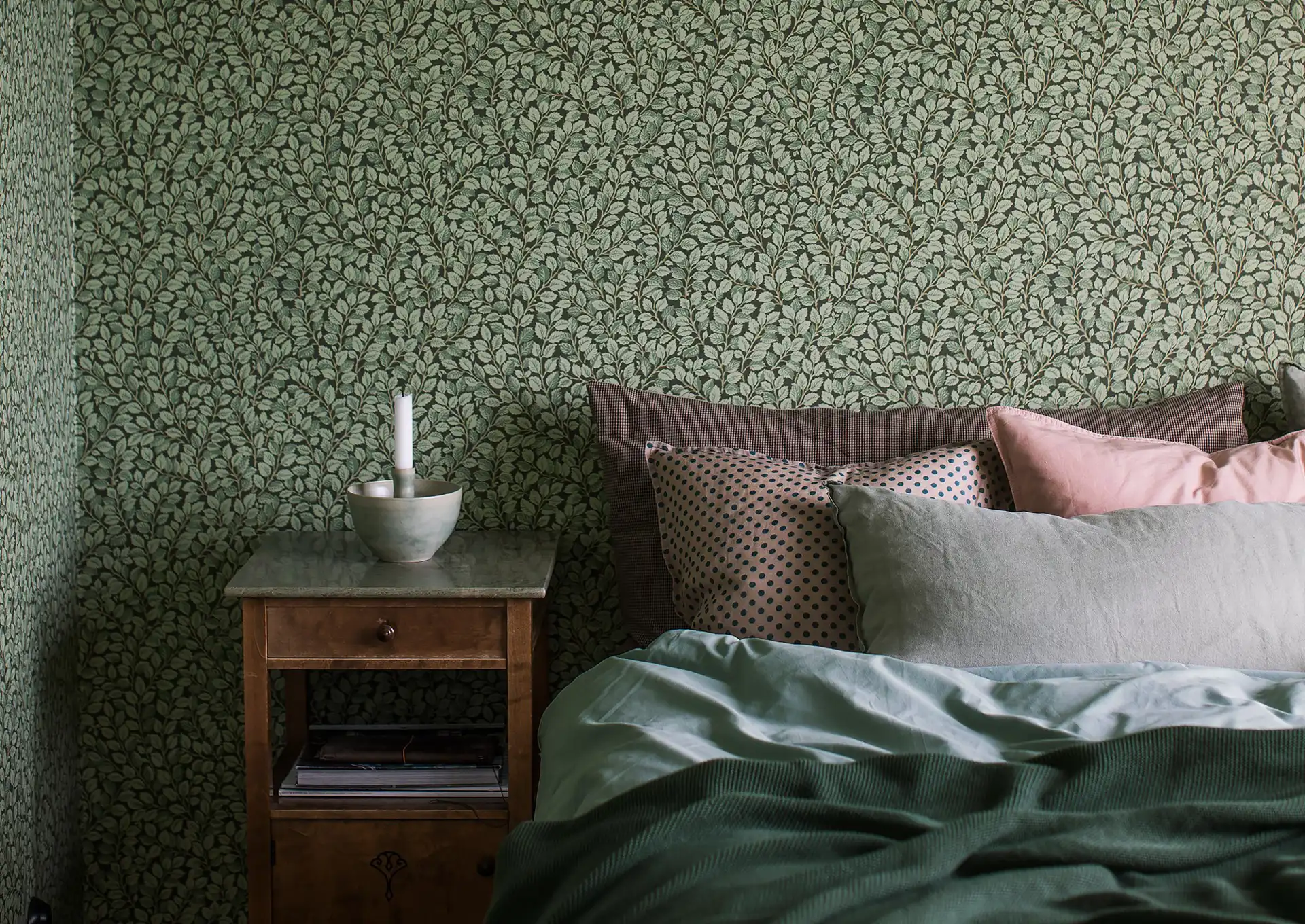 Hazel-3_Image_Roomshot_Livingroom_Item_7663_SR (1).jpg