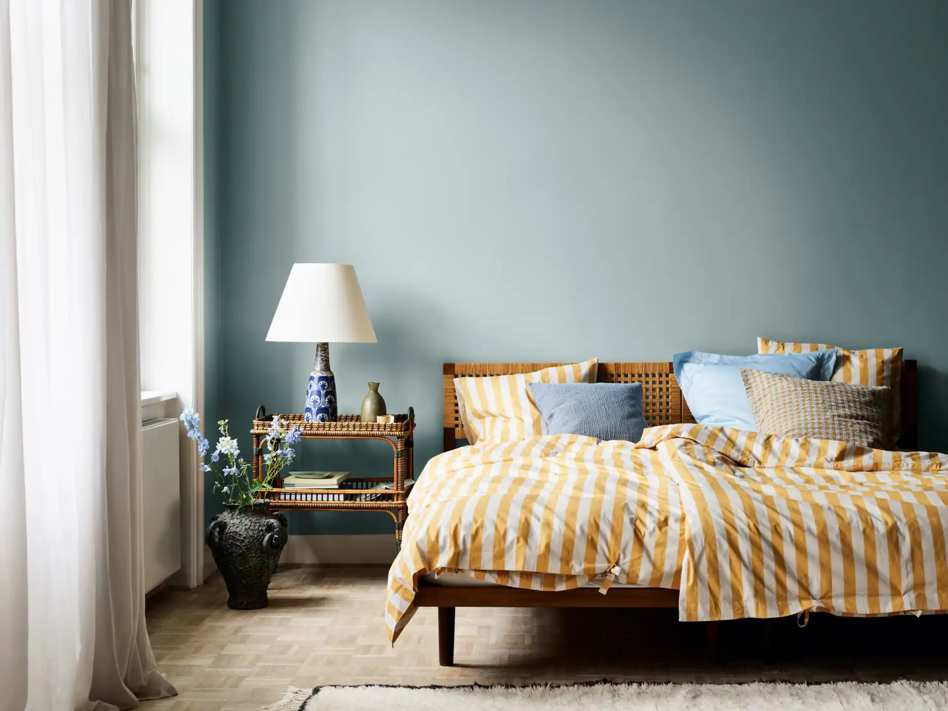 JOTUN LADY 6236 Darjeeling 9918 Klassisk Hvit liggende-form.jpg